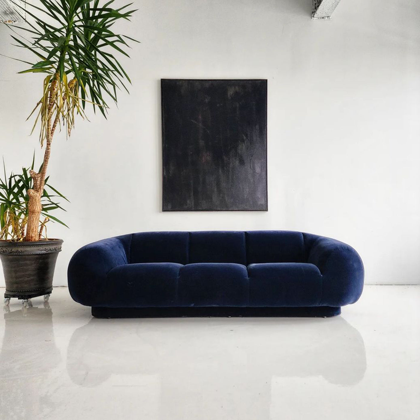 Amphibious Sofa by Steven Chase